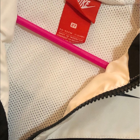 Kids Nike Jacket - Picture 9 of 16